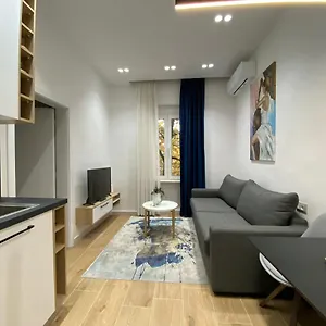 https://luxury-apartament-in-blloku-in-front-of-taiwan.albaniahotels.org